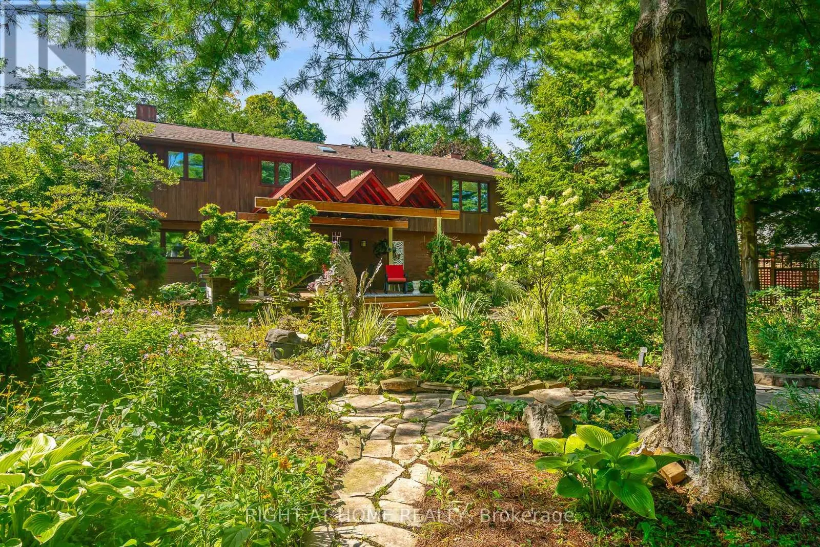 13 OAK DRIVE