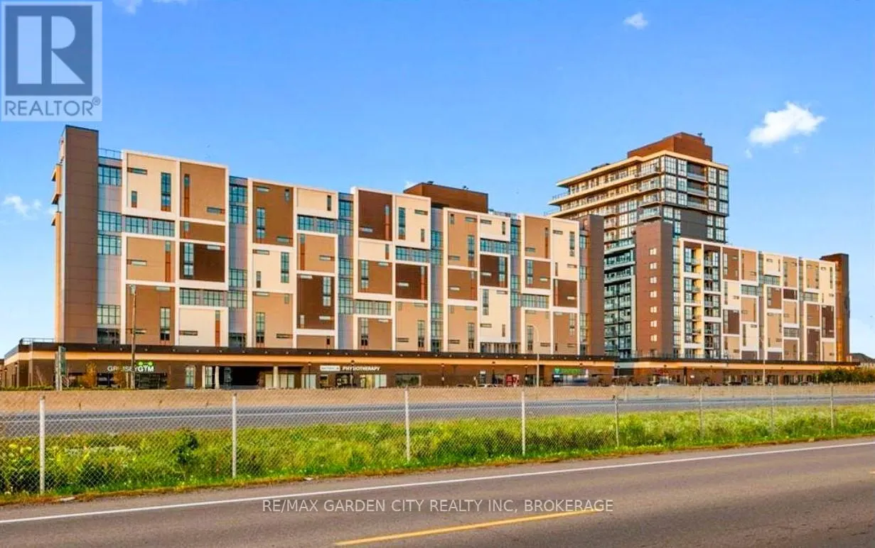 304 - 560 NORTH SERVICE ROAD, #304