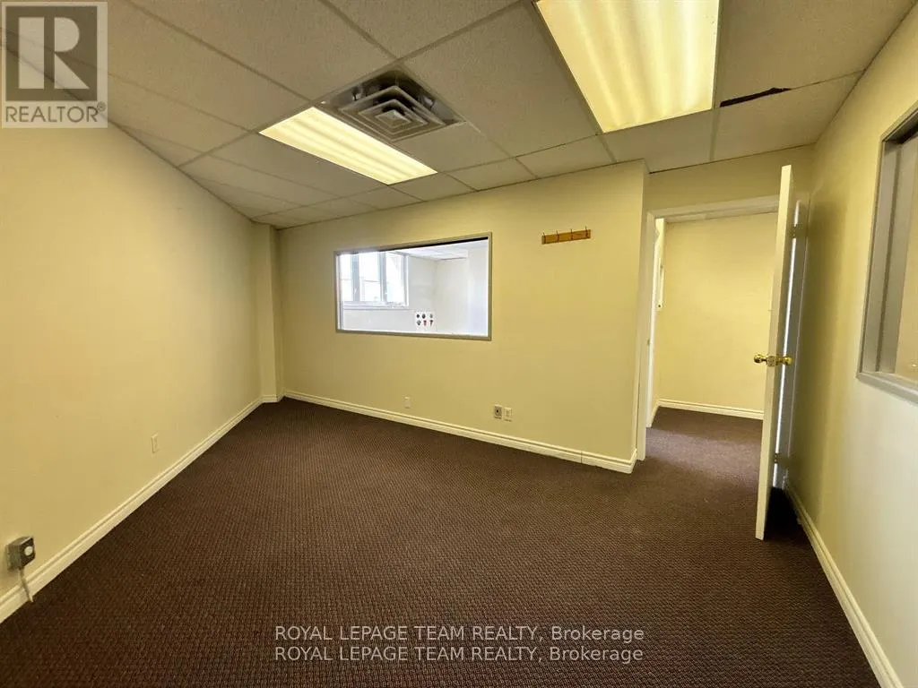 56 - 5450 CANOTEK ROAD
