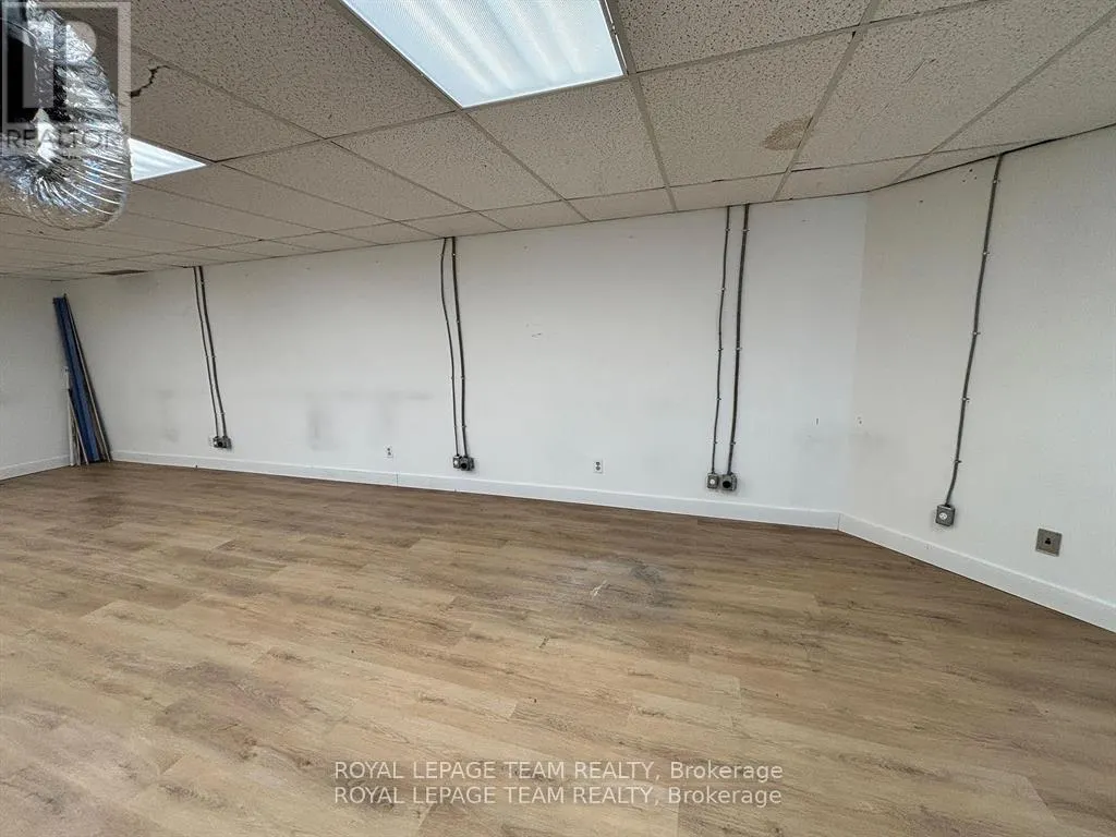 56 - 5450 CANOTEK ROAD