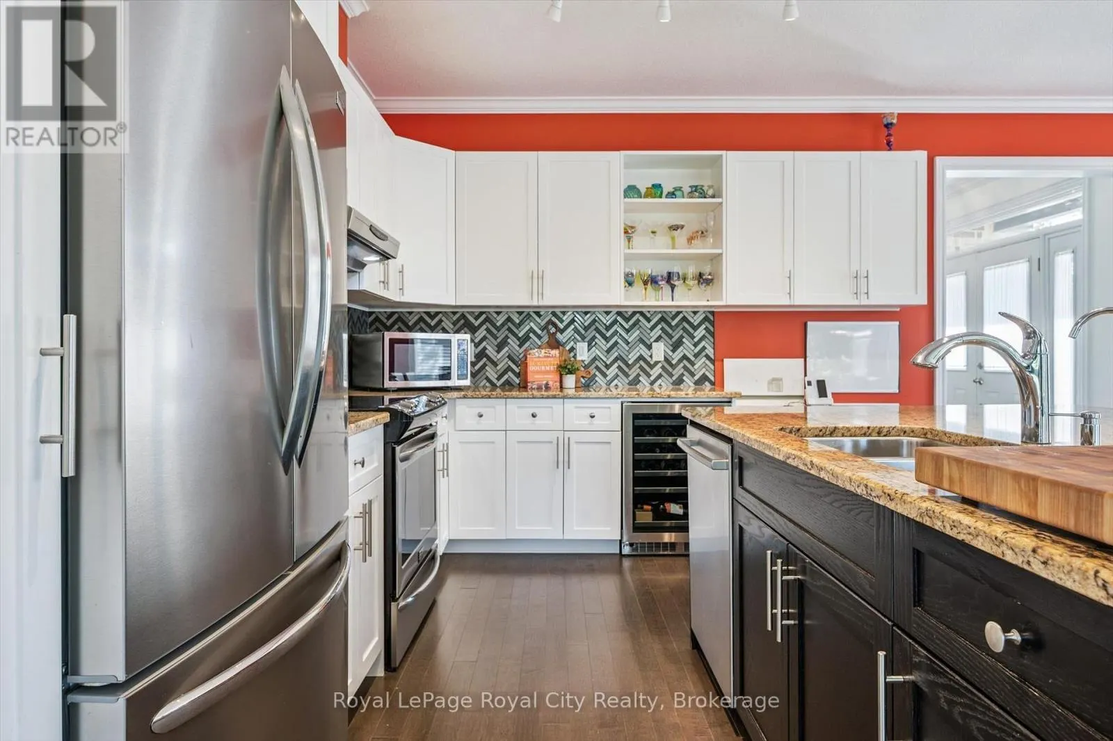 1 - 39 KAY CRESCENT, #1