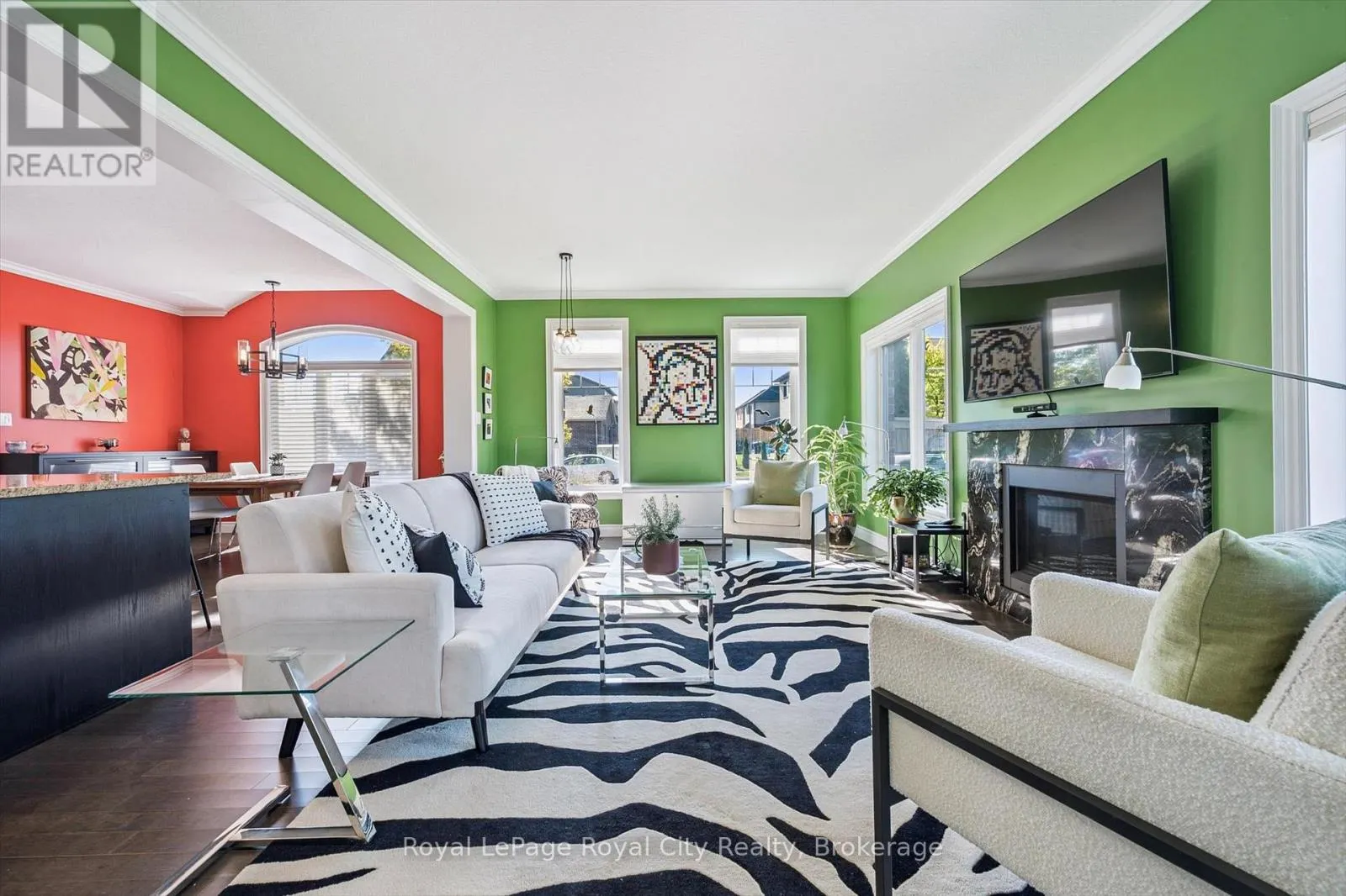 1 - 39 KAY CRESCENT, #1