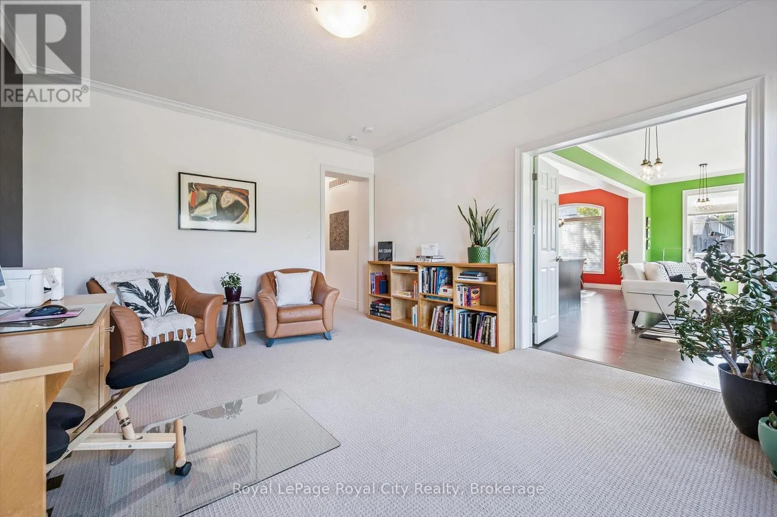 1 - 39 KAY CRESCENT, #1