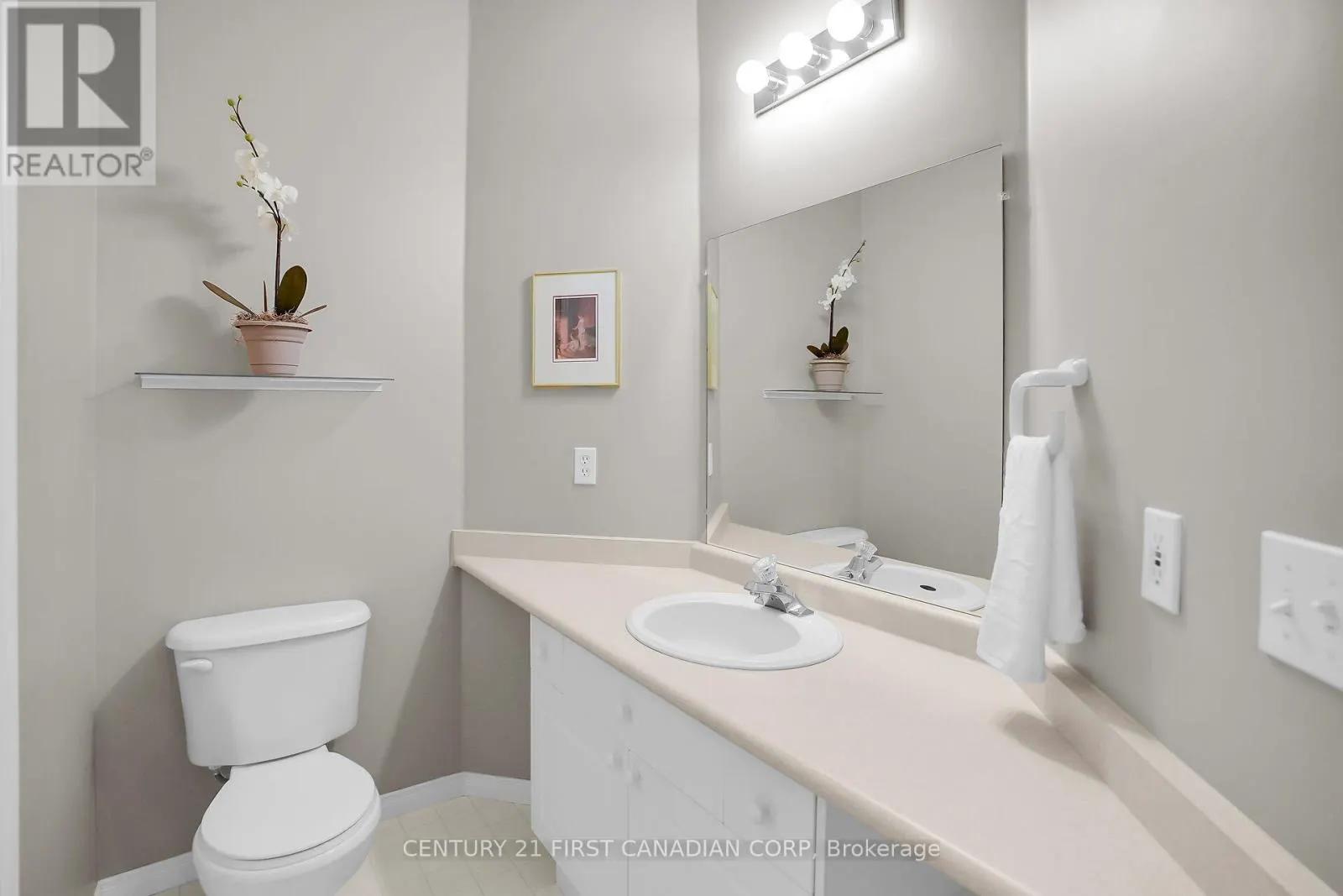 45 - 1555 HIGHBURY AVENUE, #45