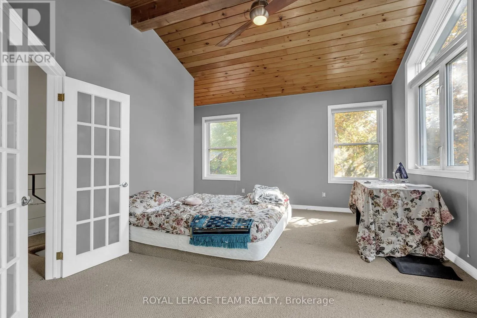 2322 SUMMERSIDE DRIVE