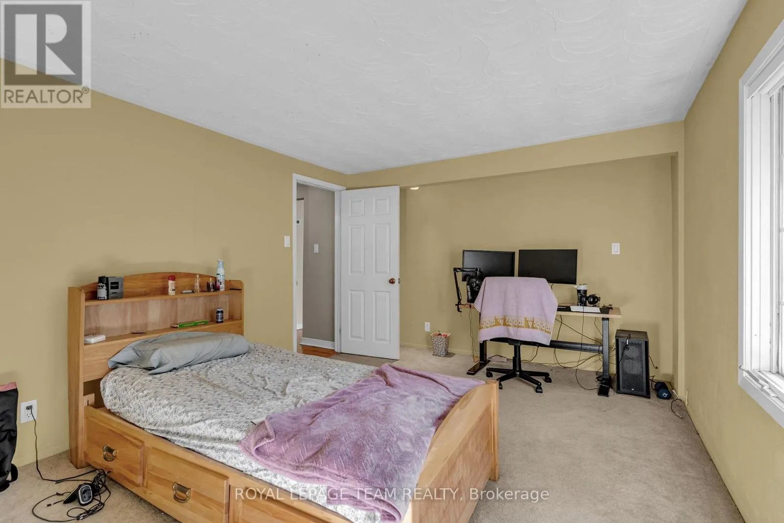 2322 SUMMERSIDE DRIVE