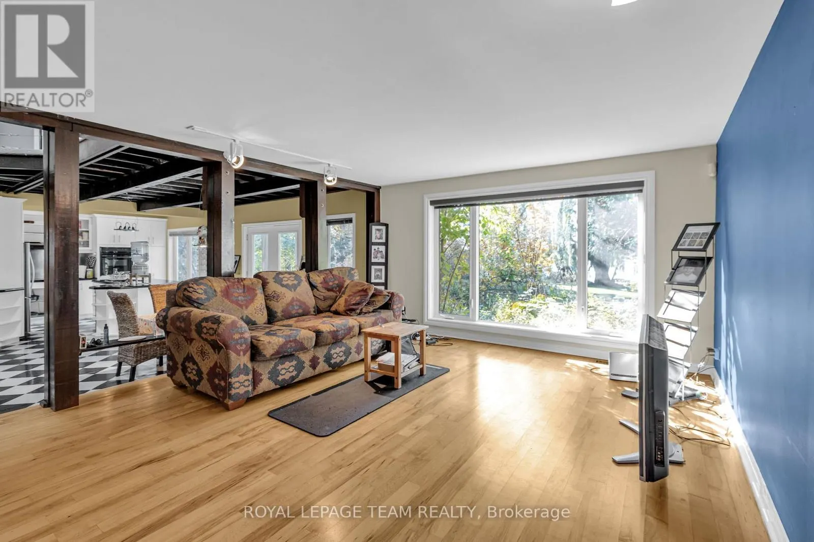 2322 SUMMERSIDE DRIVE