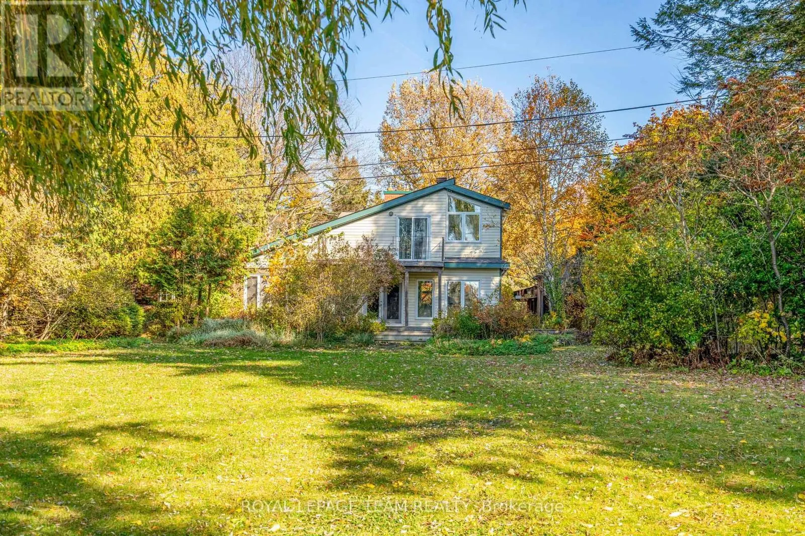 2322 SUMMERSIDE DRIVE