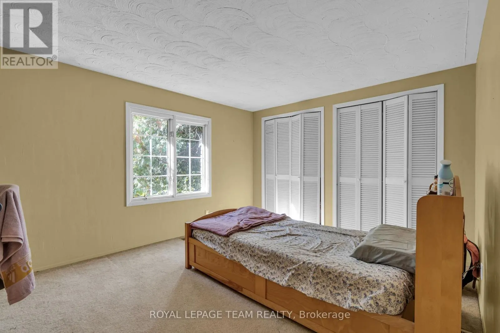 2322 SUMMERSIDE DRIVE
