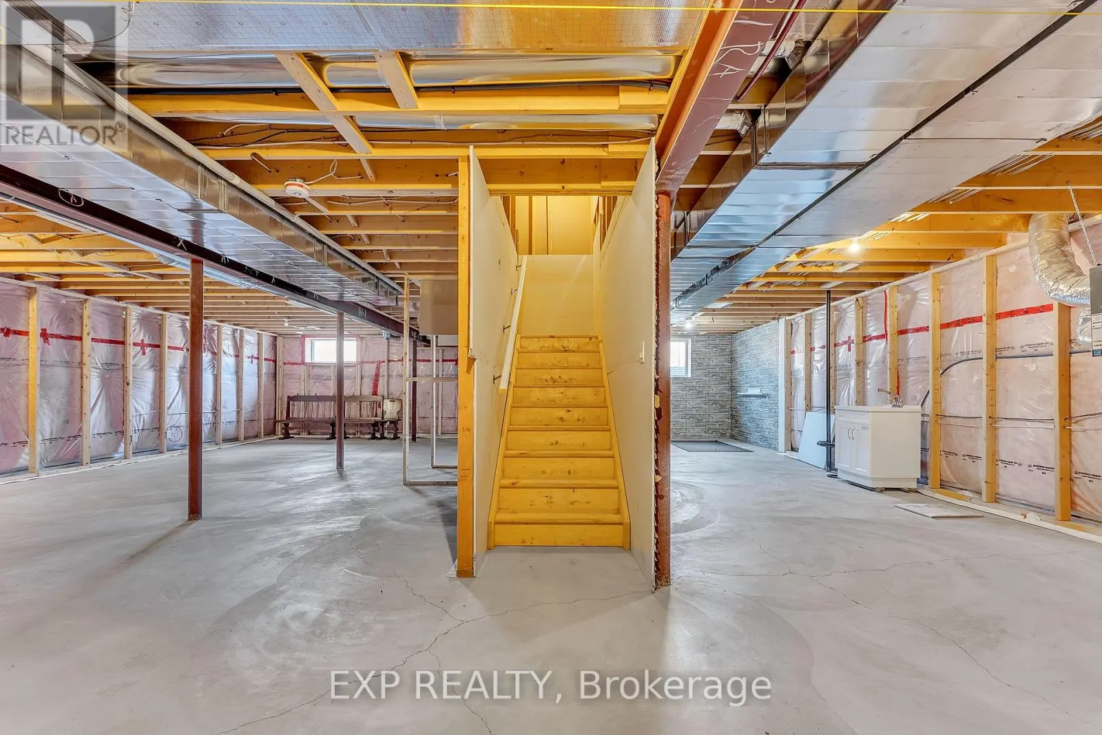 15 BEVAN DRIVE