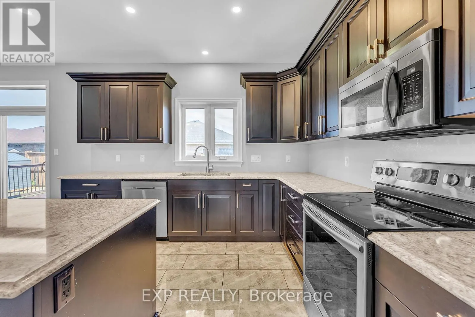 15 BEVAN DRIVE