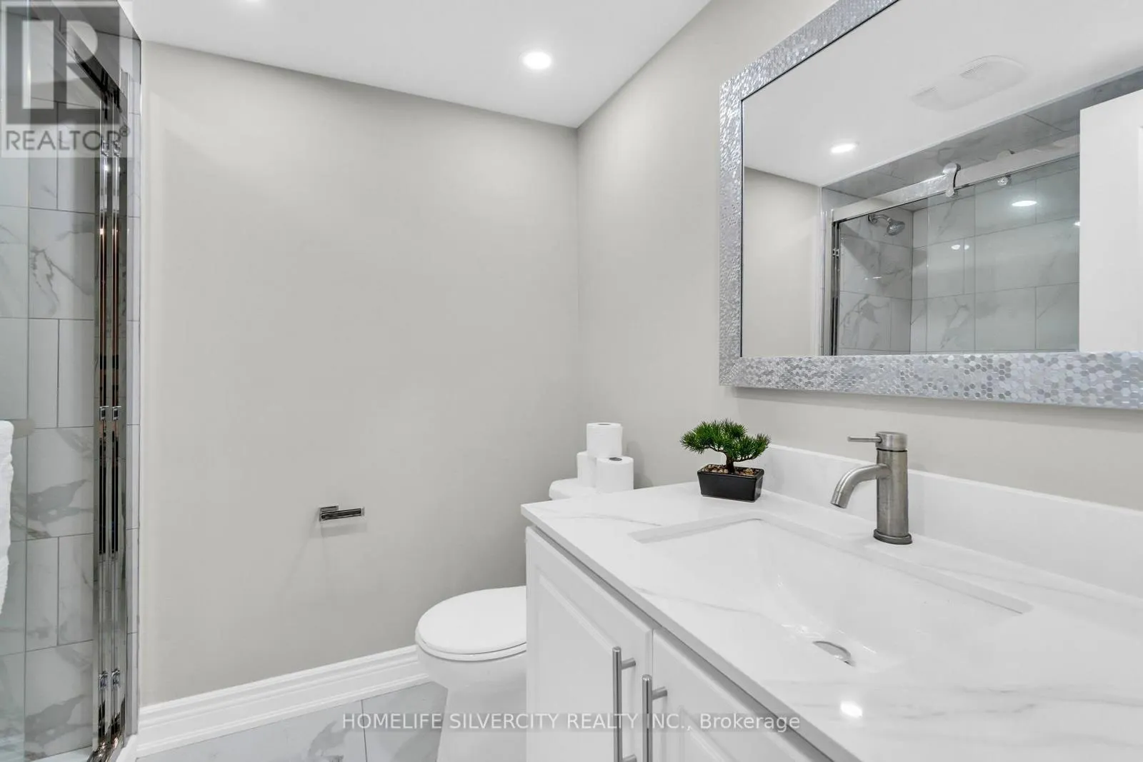 33 SWEETBRIAR DRIVE