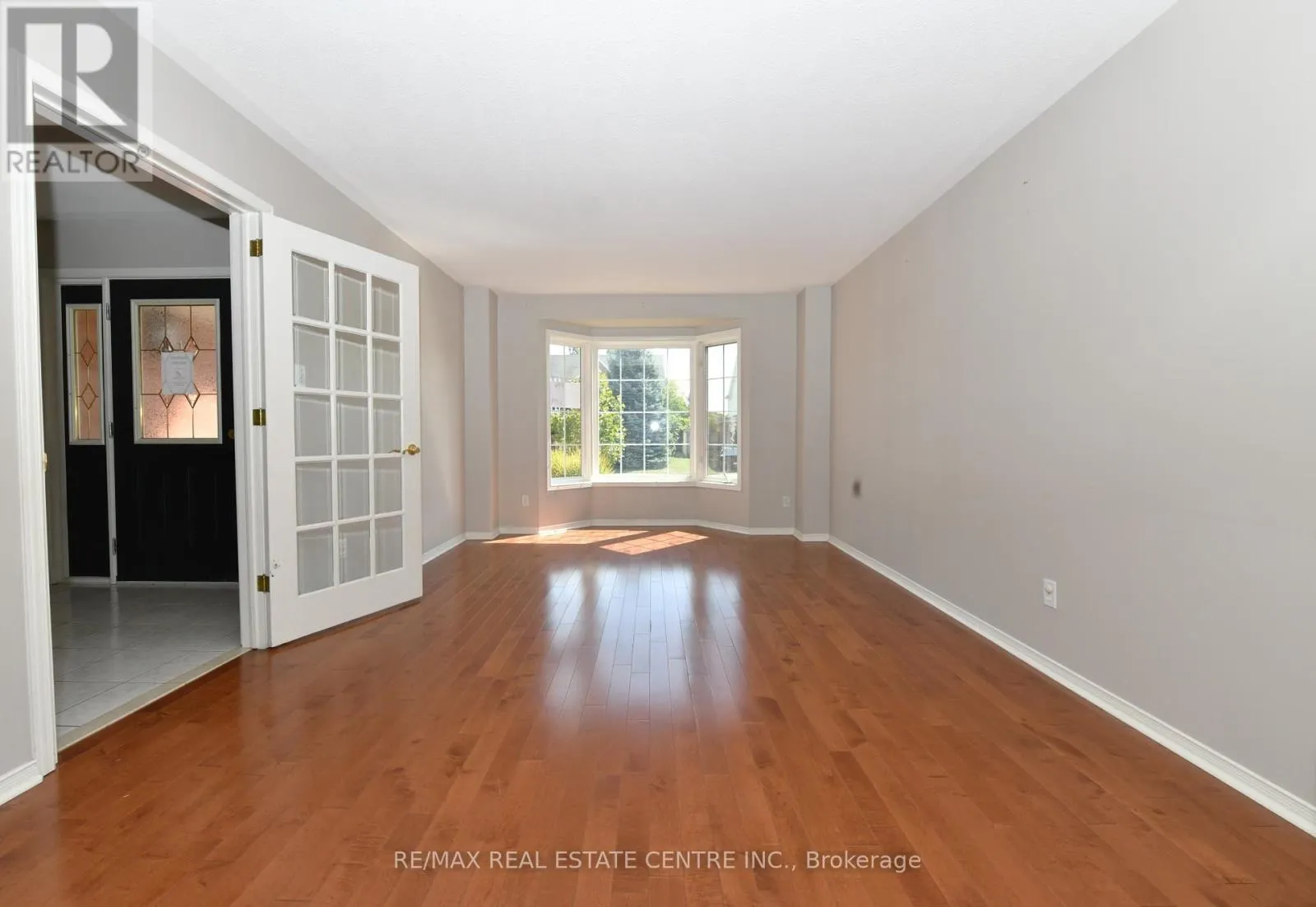 6 SHADYRIDGE PLACE