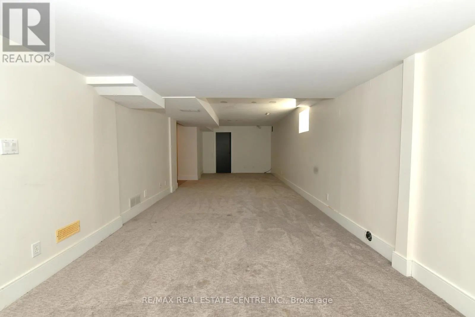 6 SHADYRIDGE PLACE