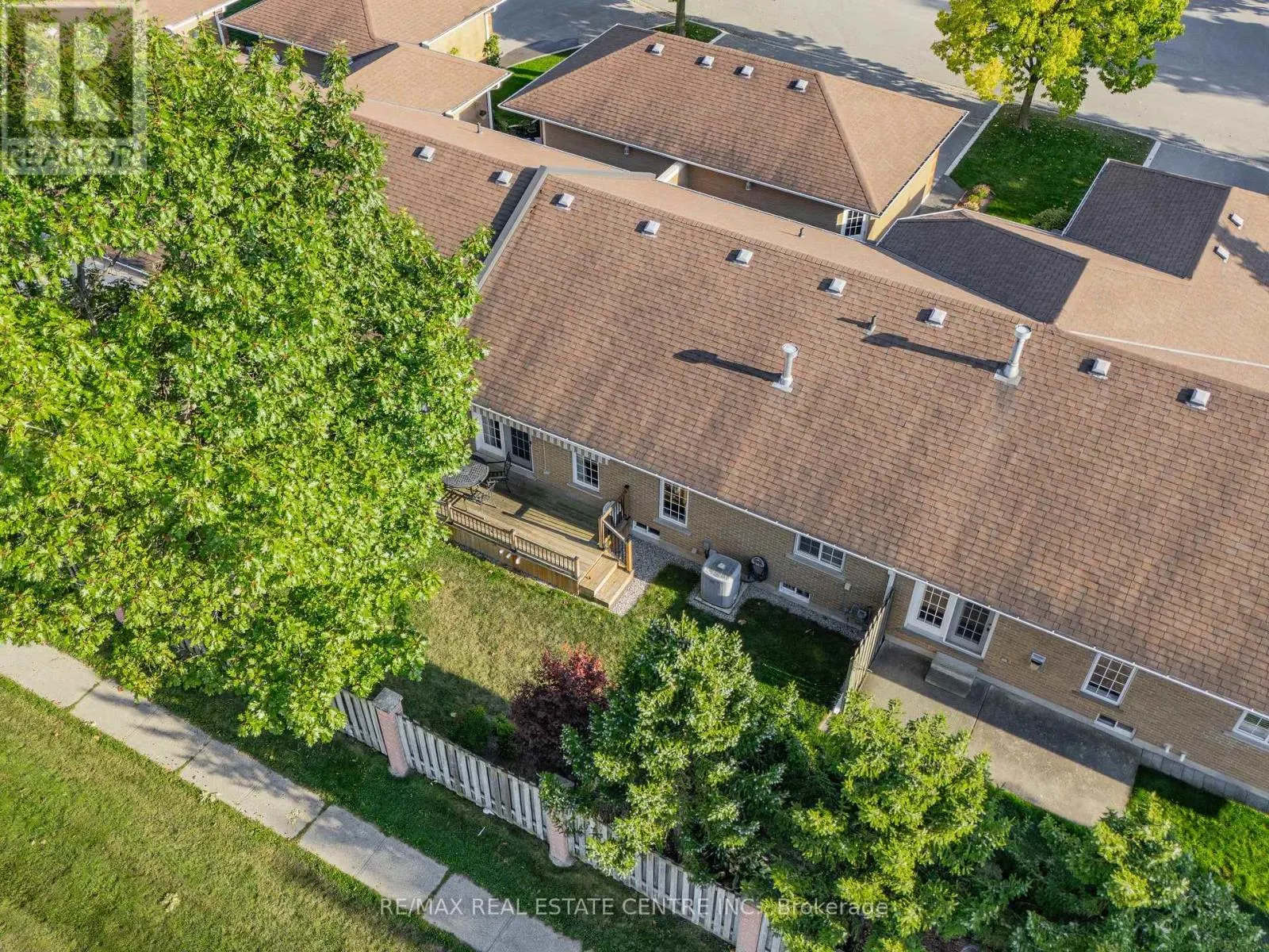 6 - 110 BEASLEY CRESCENT