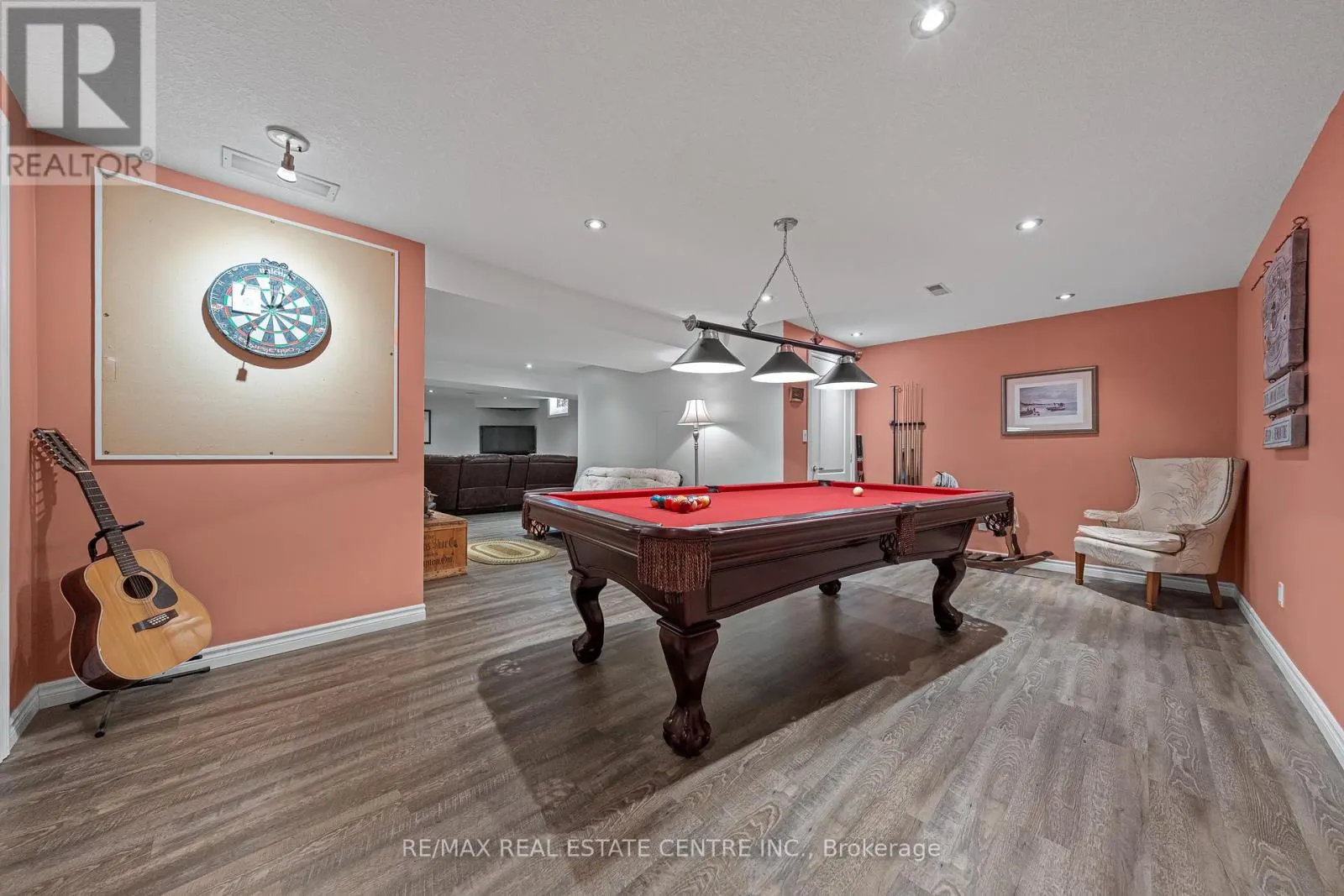 6 - 110 BEASLEY CRESCENT
