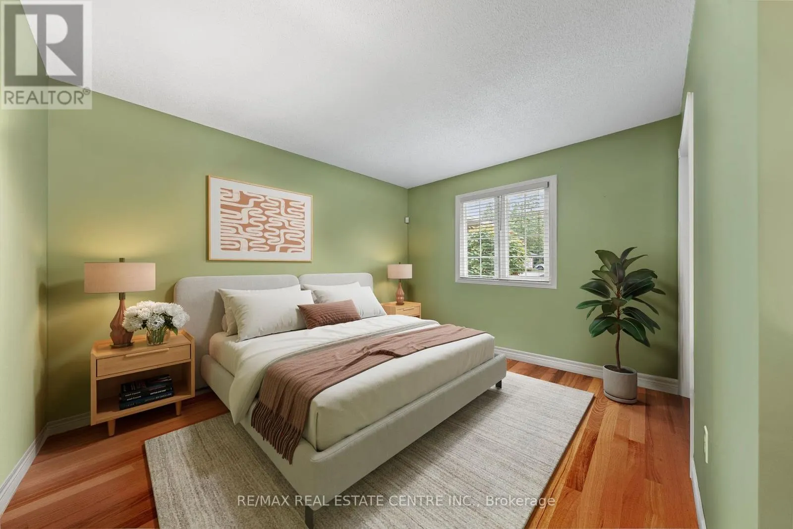 6 - 110 BEASLEY CRESCENT