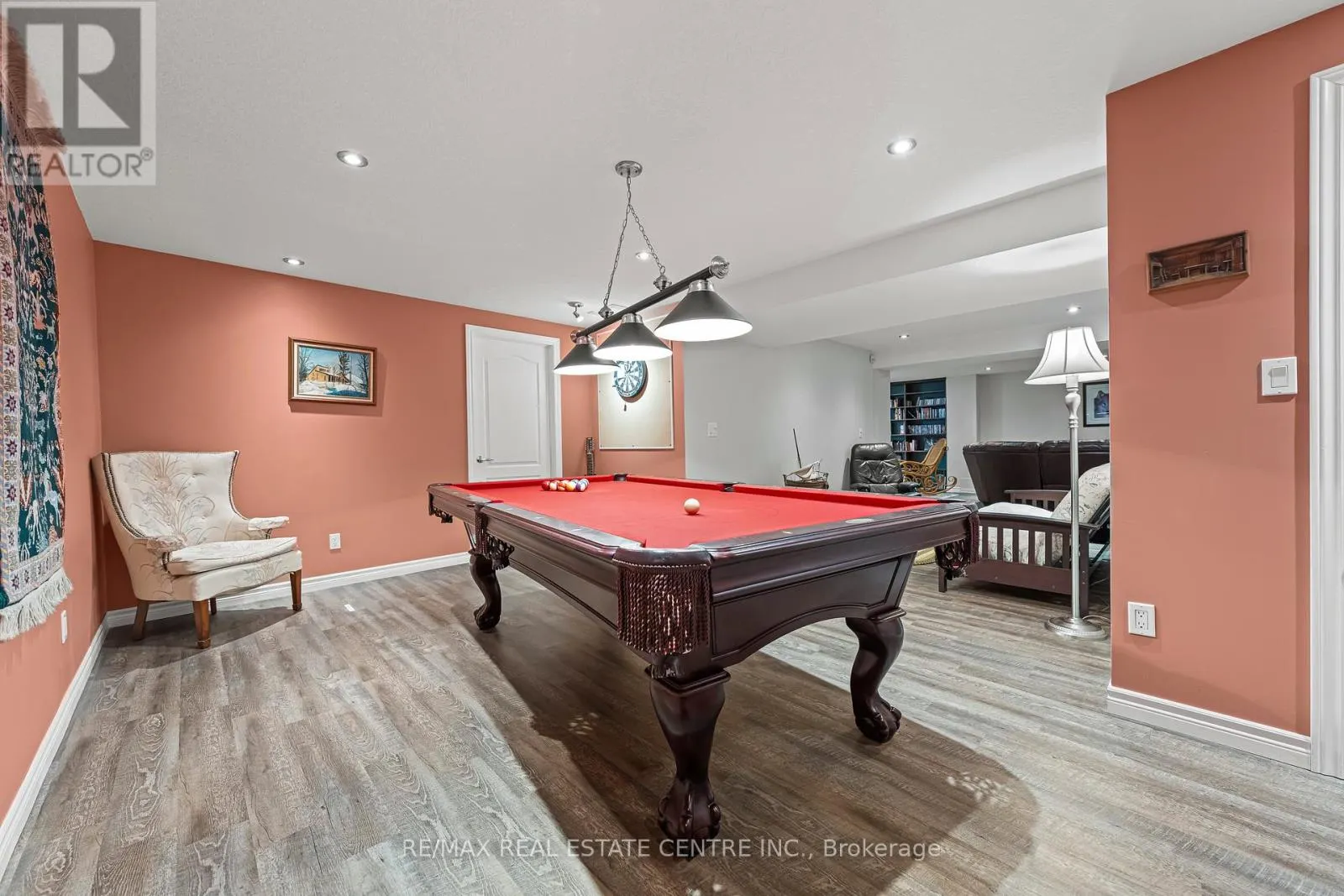6 - 110 BEASLEY CRESCENT