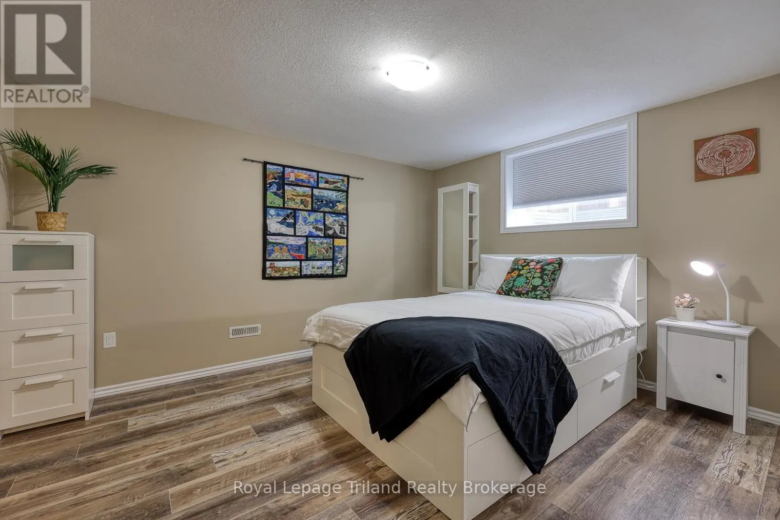 34 TARTAN DRIVE