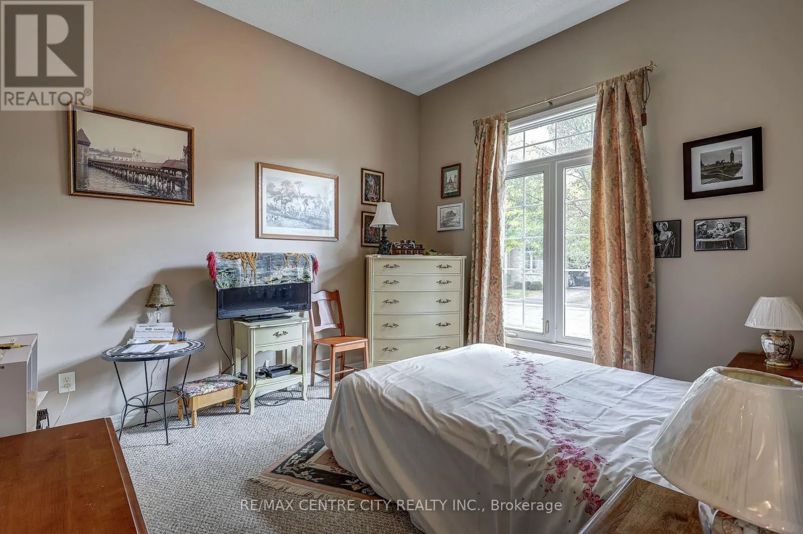 22 - 87 DONKER DRIVE, #22