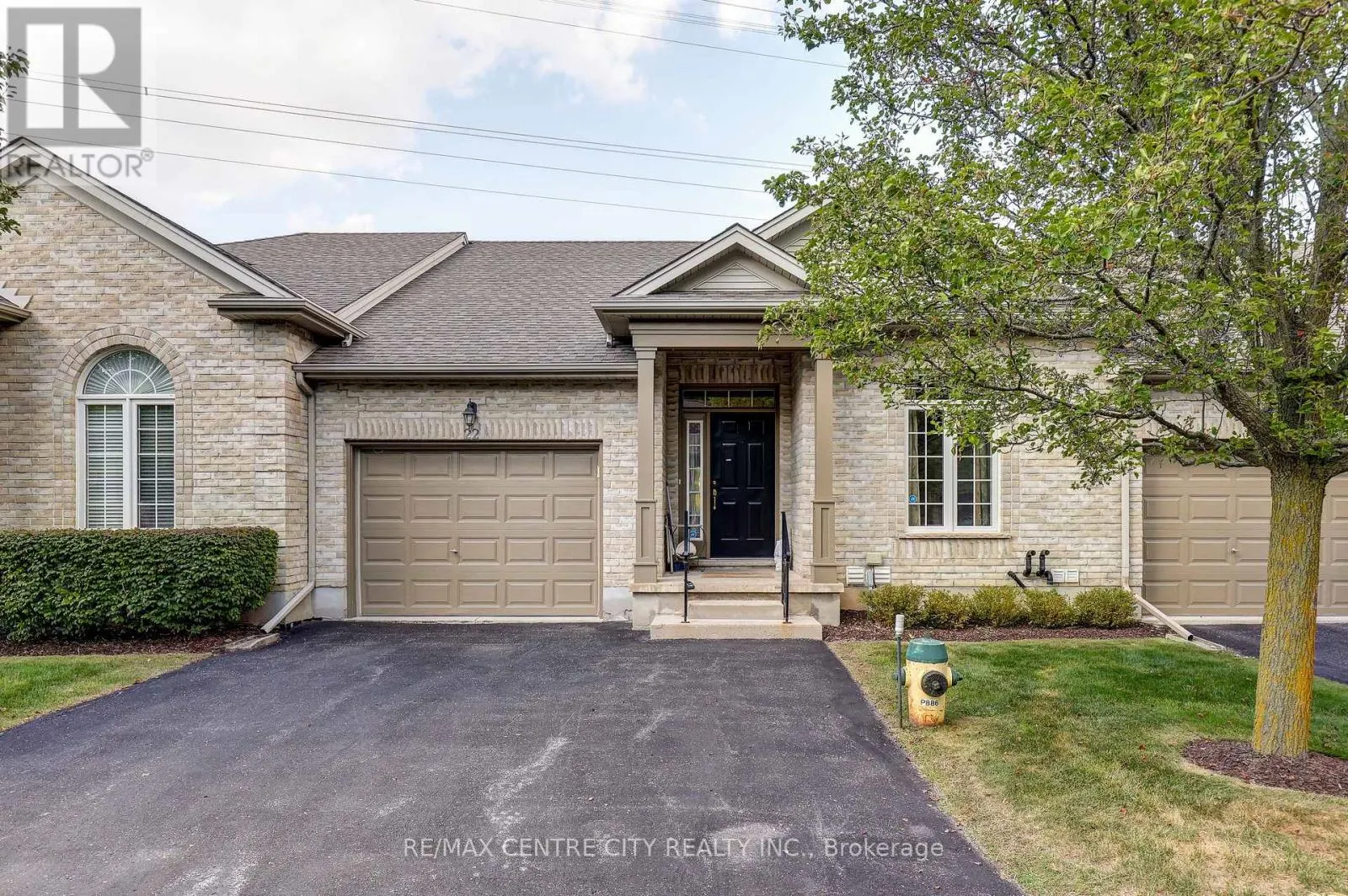 22 - 87 DONKER DRIVE, #22
