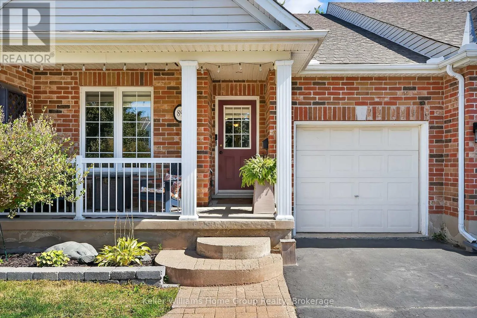 89 SCHRODER CRESCENT