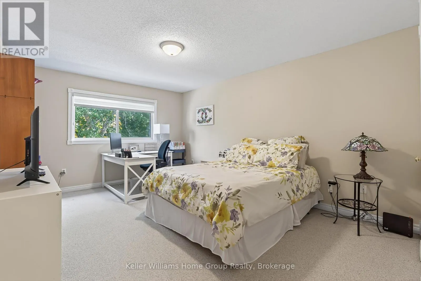 89 SCHRODER CRESCENT