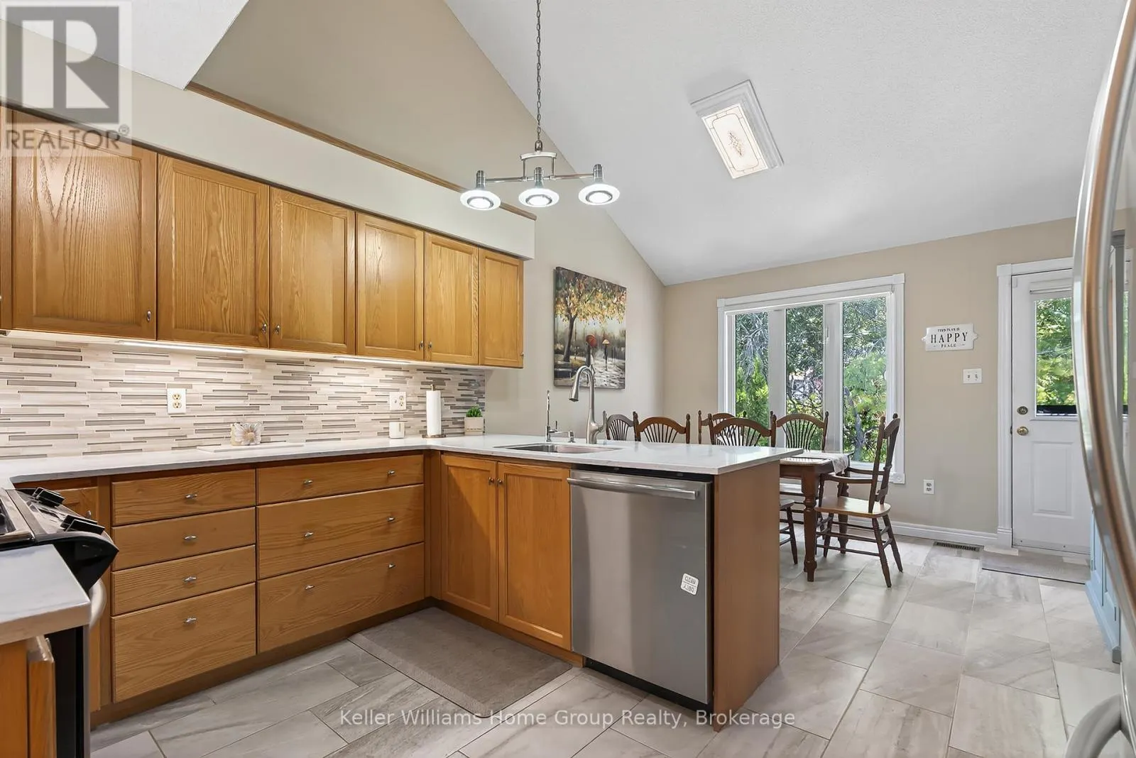 89 SCHRODER CRESCENT