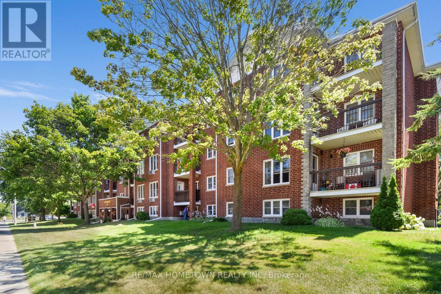 311 - 21 LISTON AVENUE