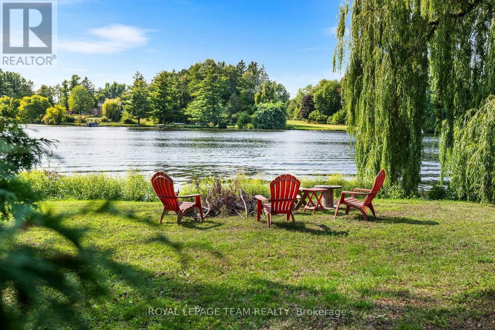2318 SUMMERSIDE DRIVE