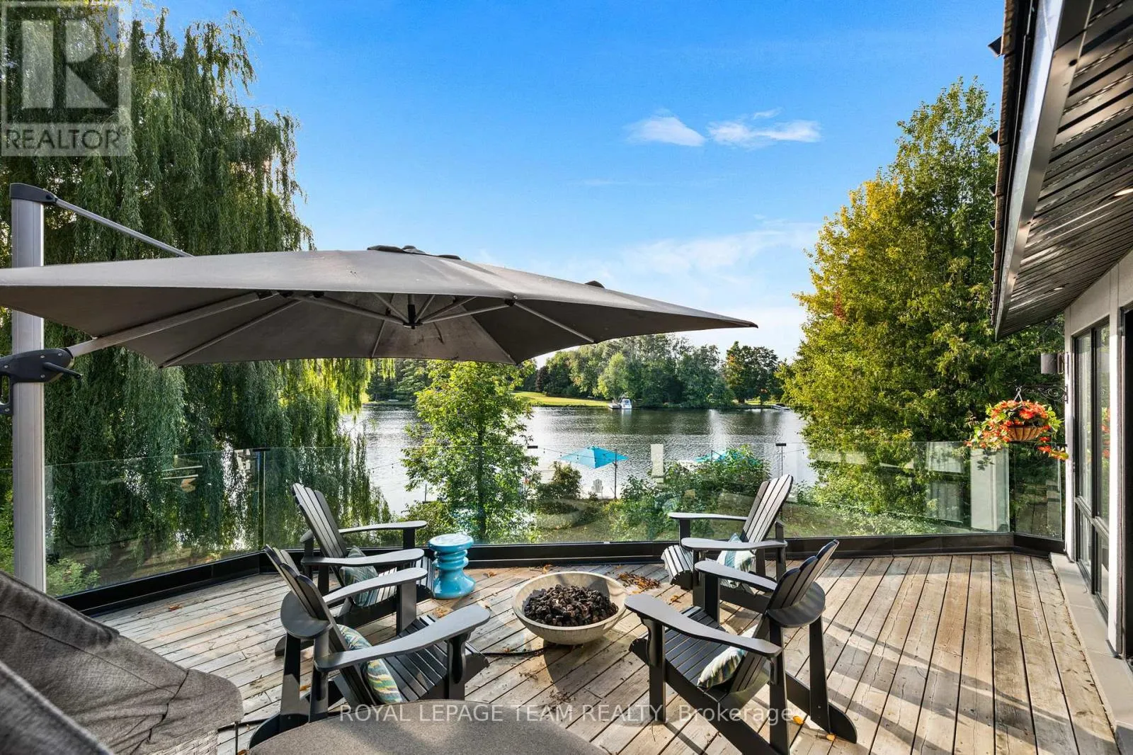 2318 SUMMERSIDE DRIVE