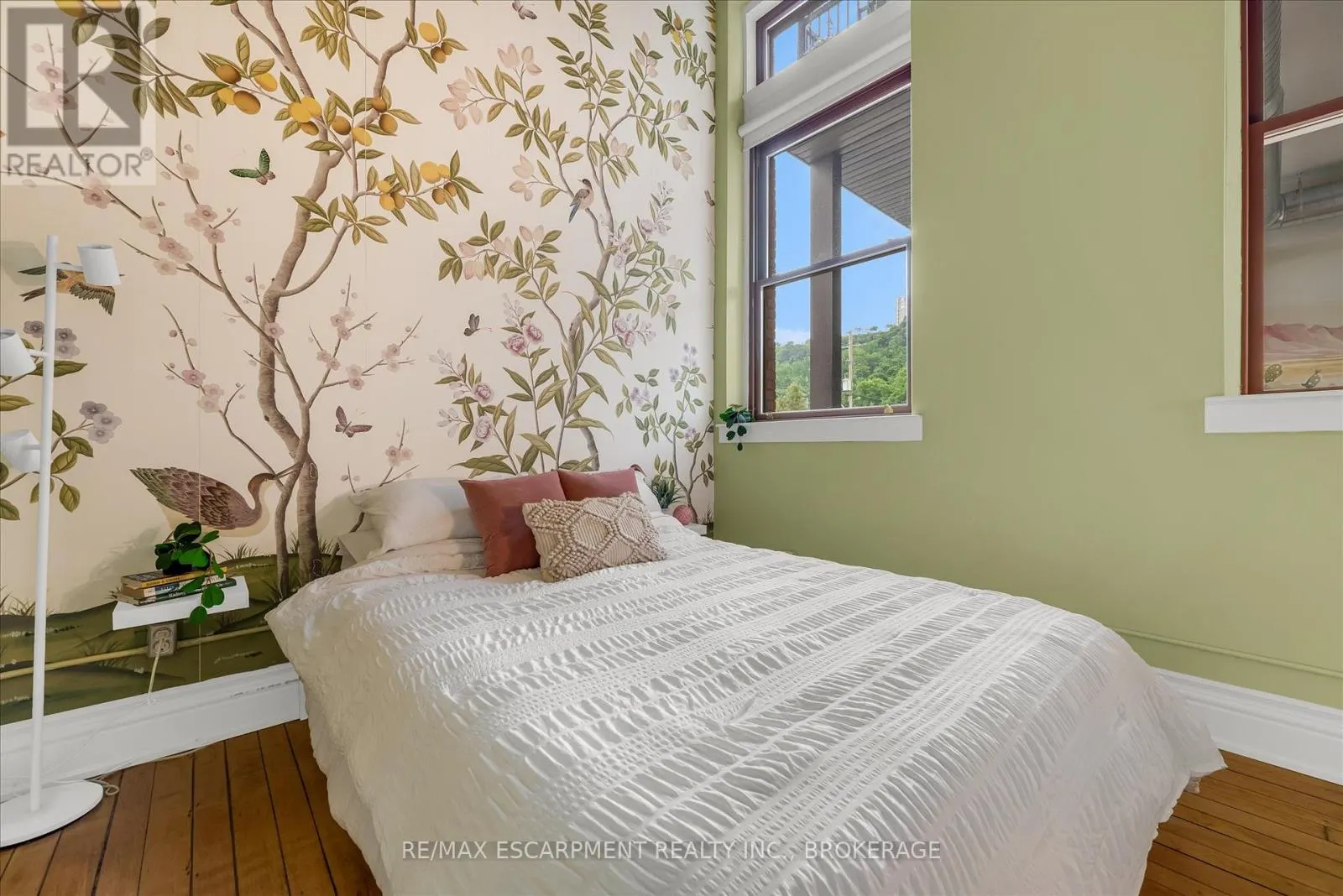 205 - 200 STINSON STREET, #205