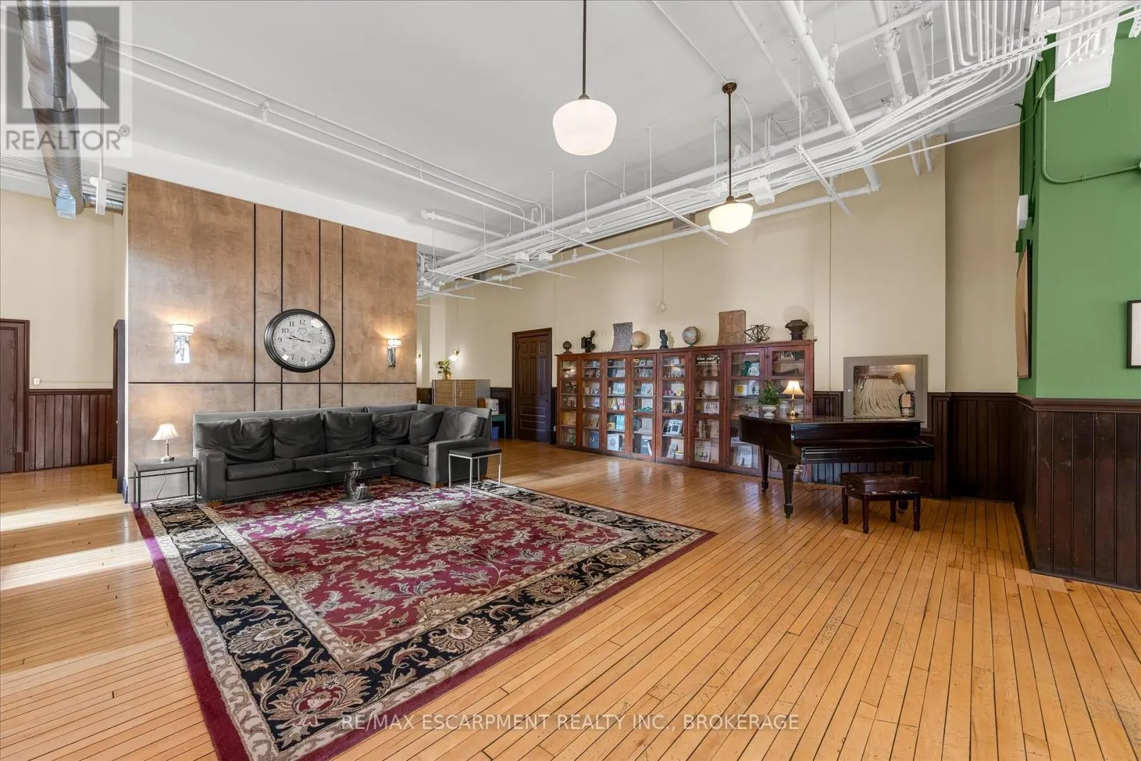 205 - 200 STINSON STREET, #205