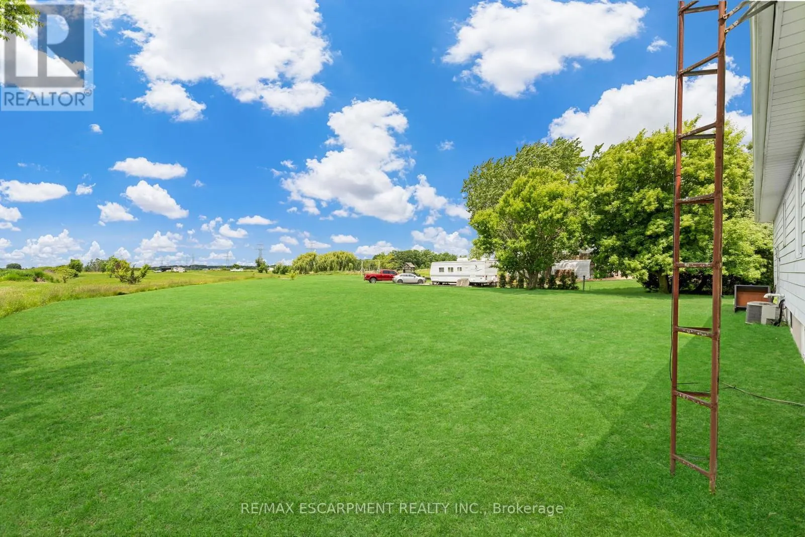 2986 GRIMSBY ROAD