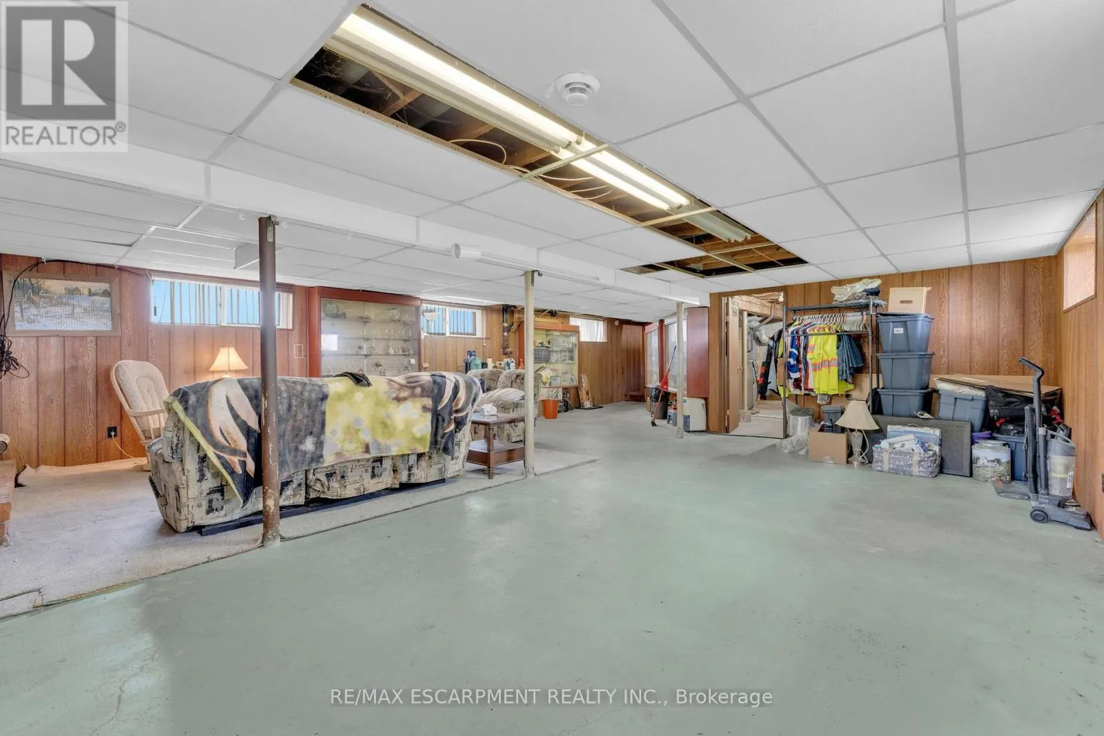 2986 GRIMSBY ROAD