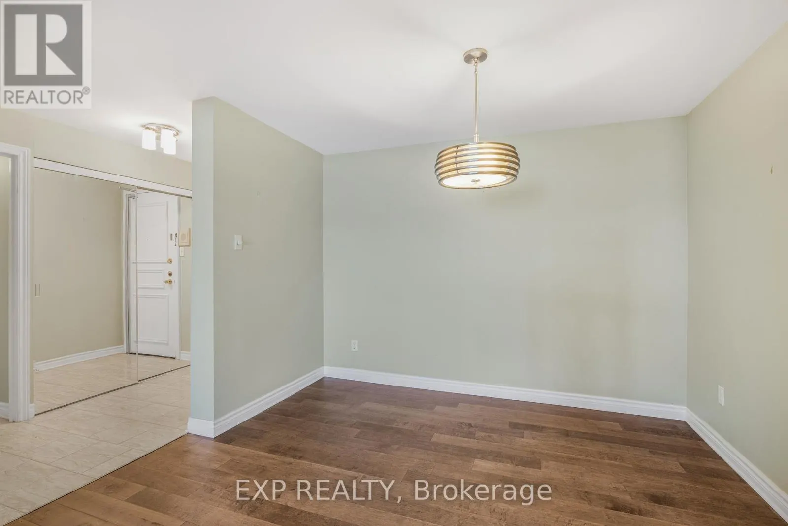 1501 - 1081 AMBLESIDE DRIVE