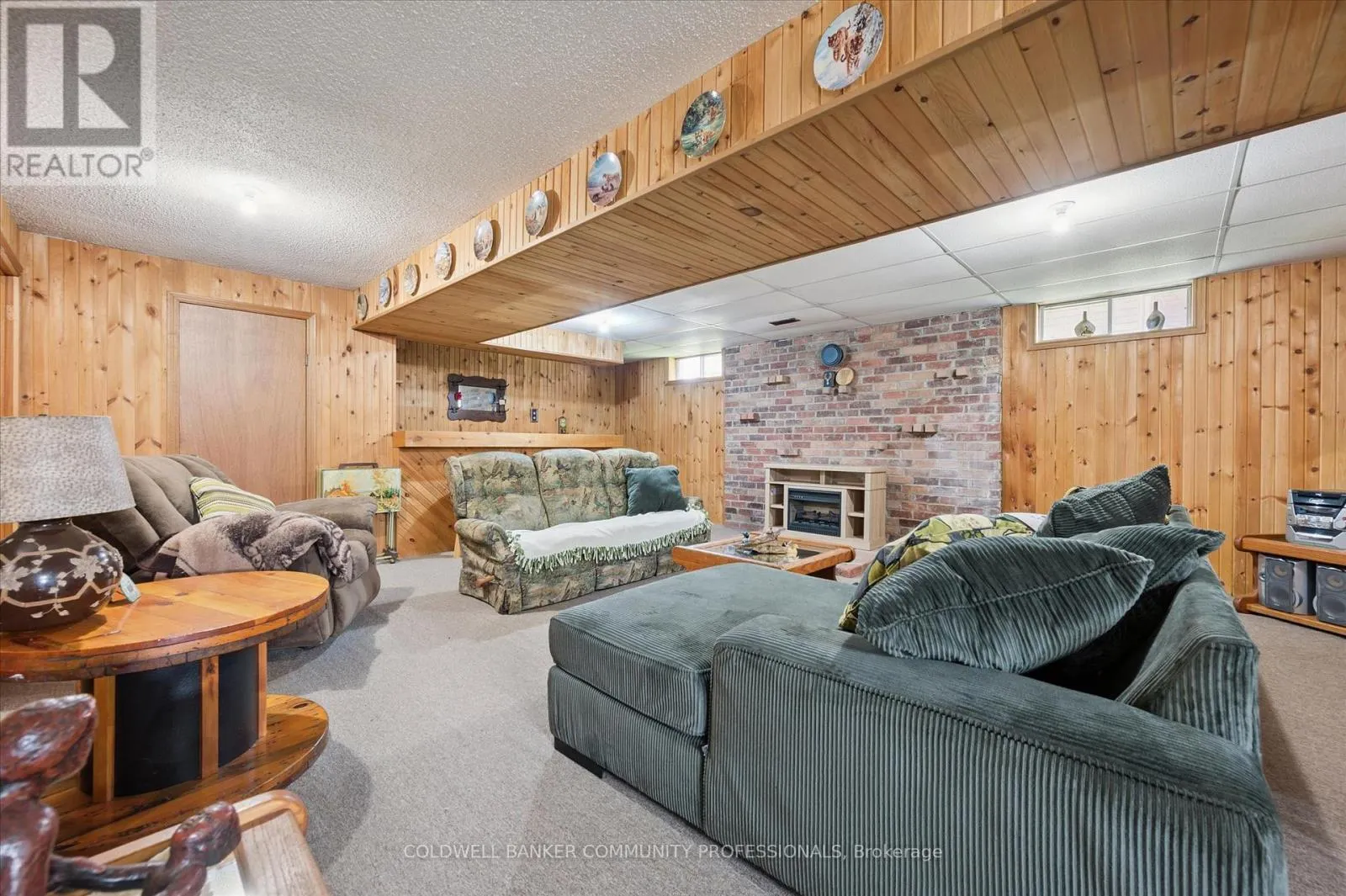 322 CONSERVATION DRIVE