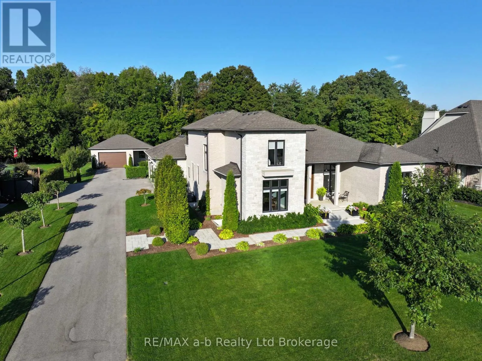48 OTTERVIEW DRIVE