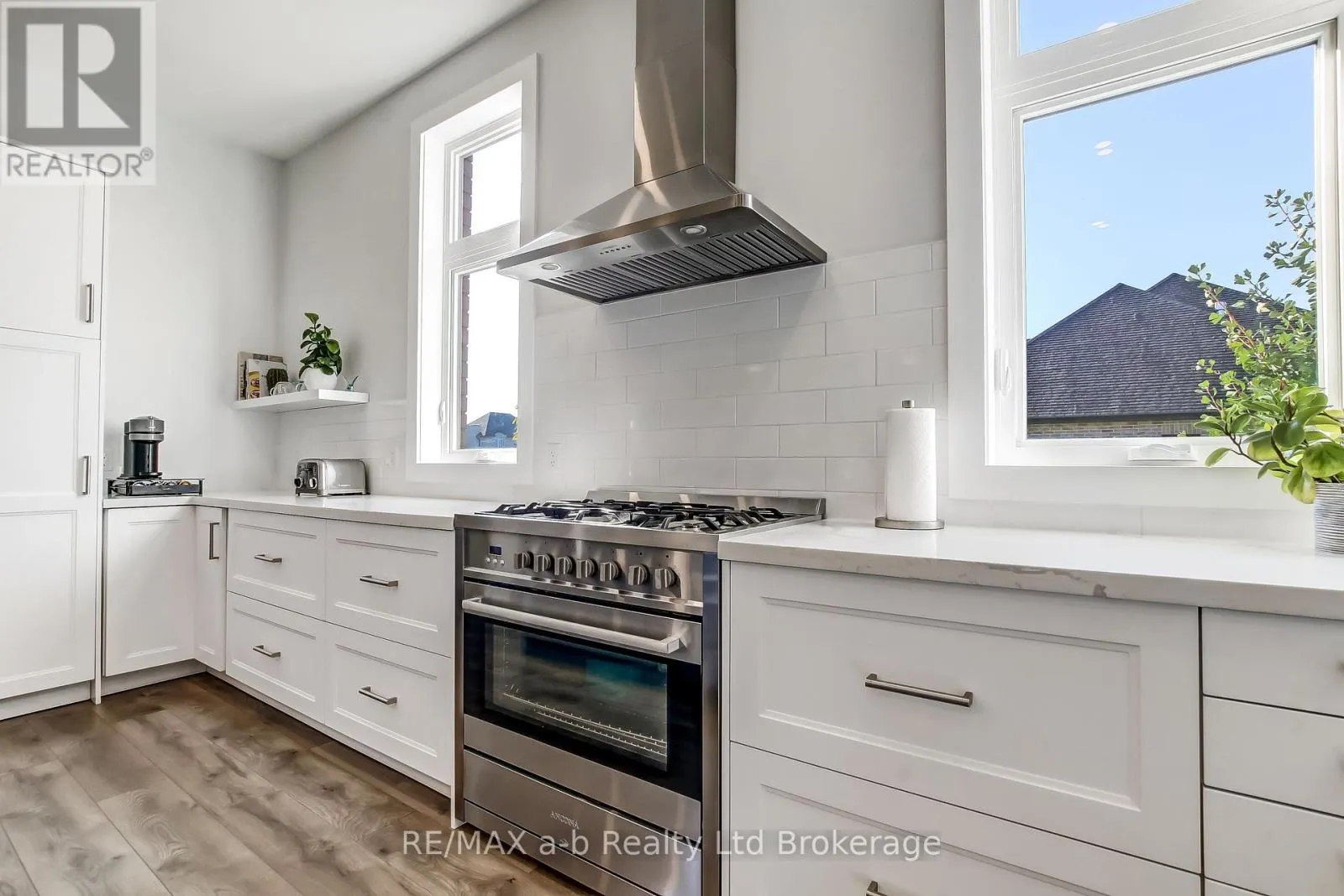 48 OTTERVIEW DRIVE