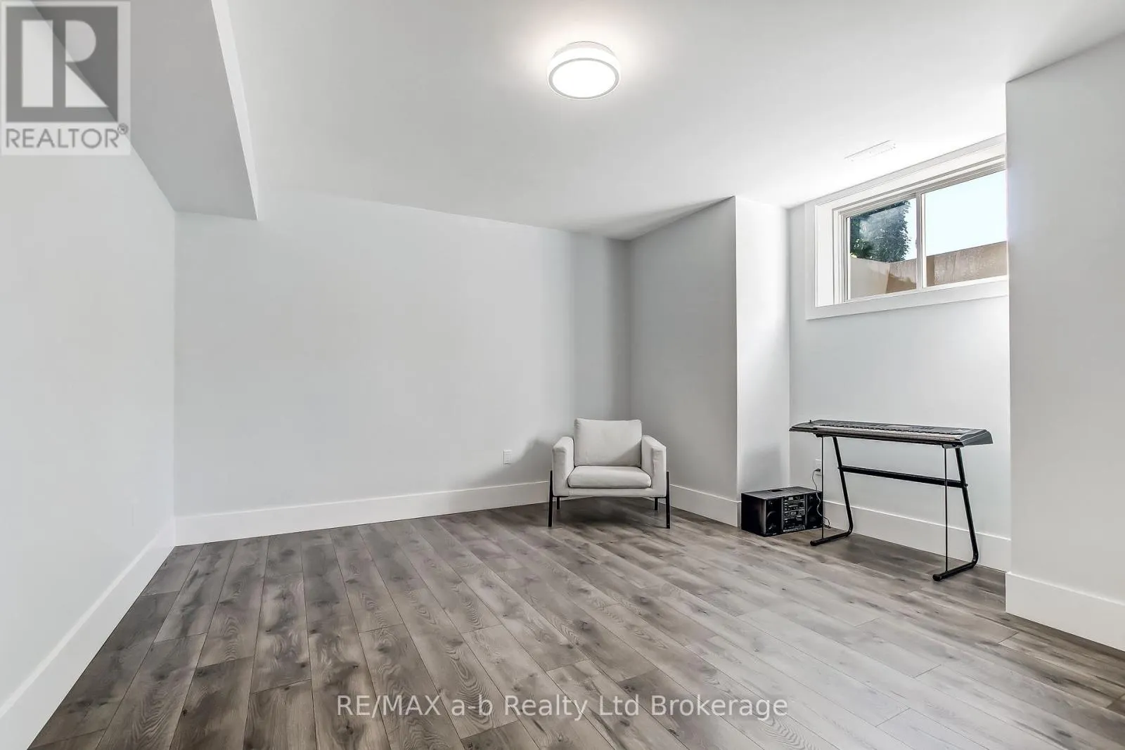 48 OTTERVIEW DRIVE
