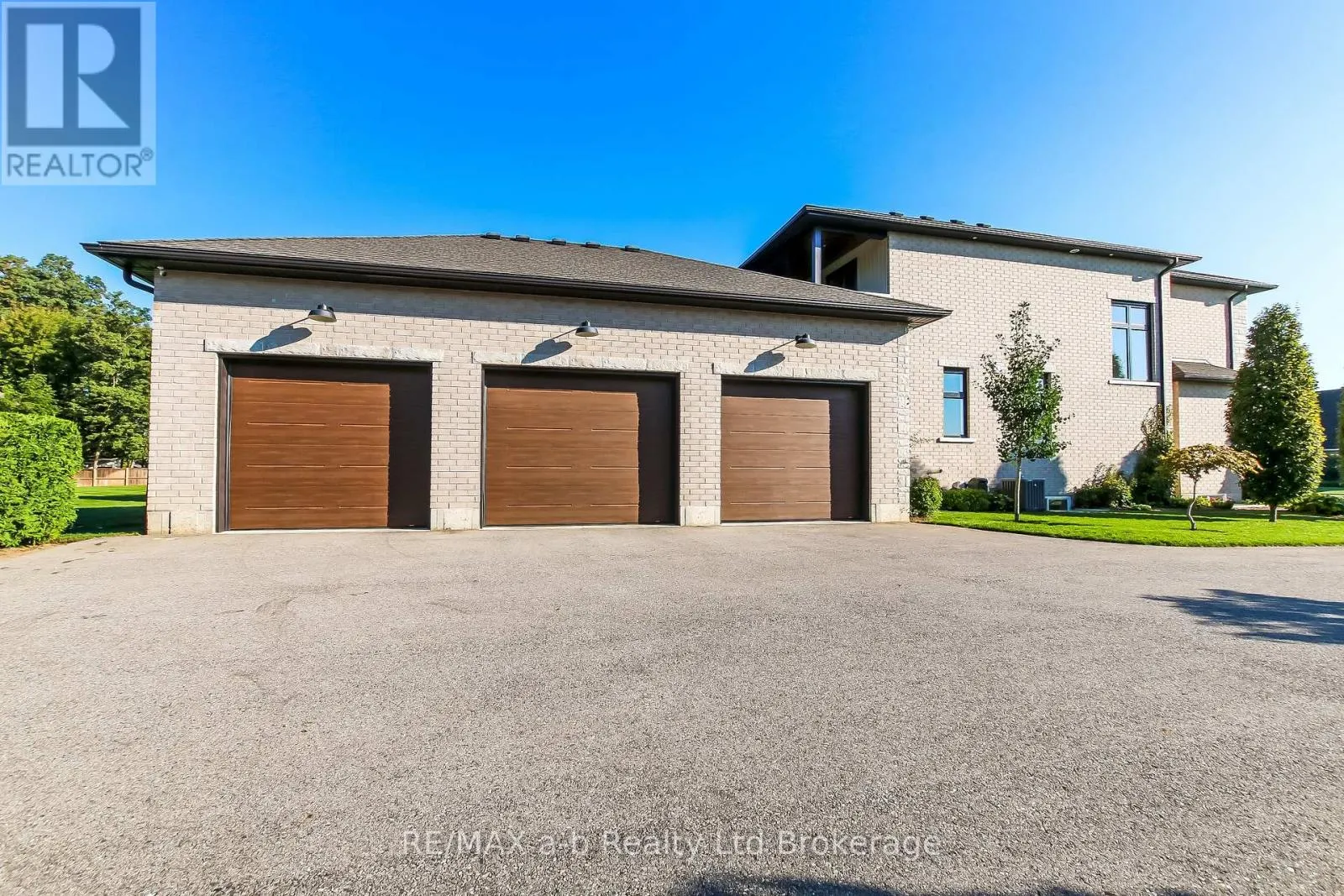 48 OTTERVIEW DRIVE