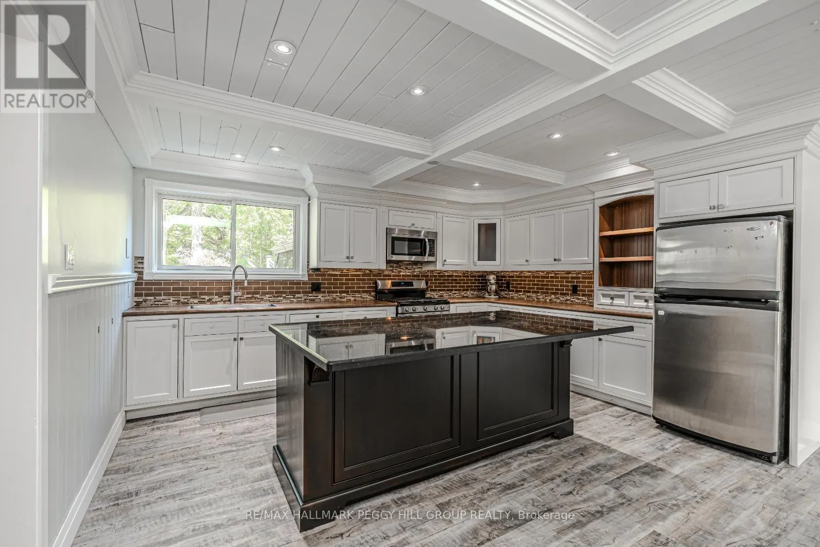 106 MUSKY BAY ROAD