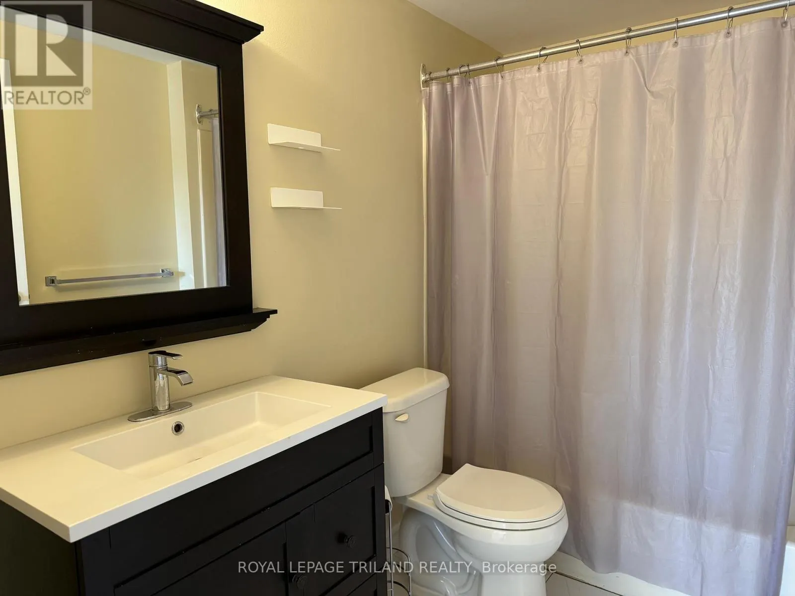 308 - 15 JACKSWAY CRESCENT, #308