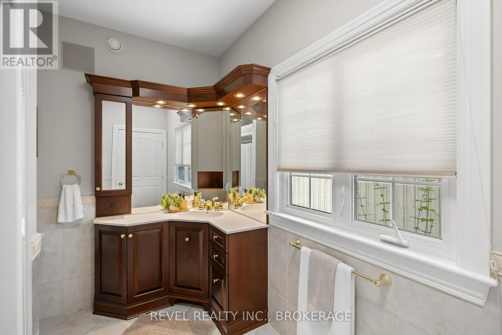 1116 TRAILHEAD PLACE