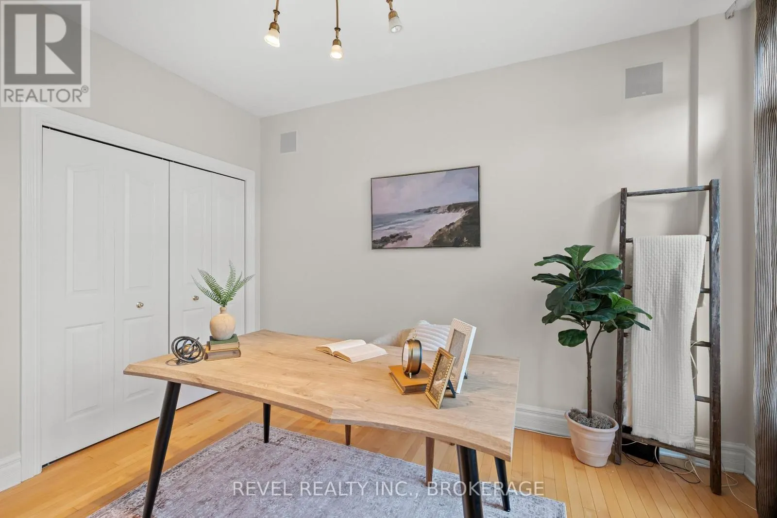 1116 TRAILHEAD PLACE