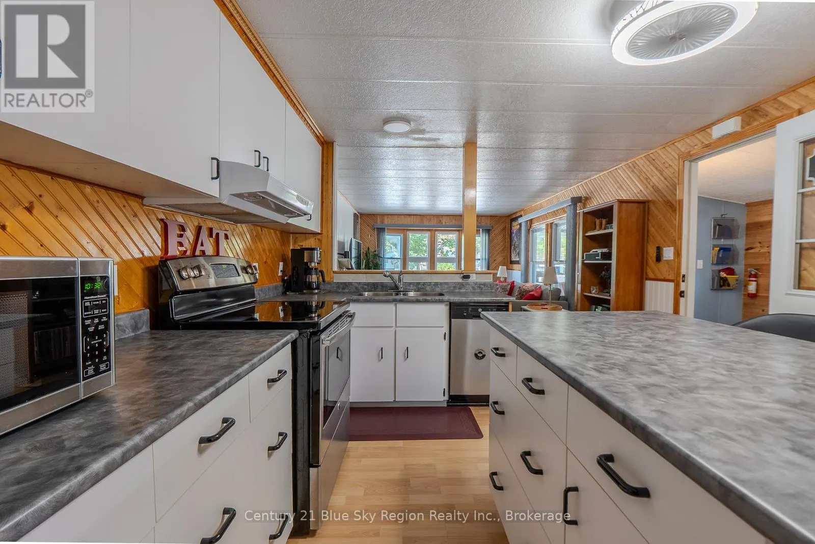 12 - 208 LITTLE DOWN LANE, #12