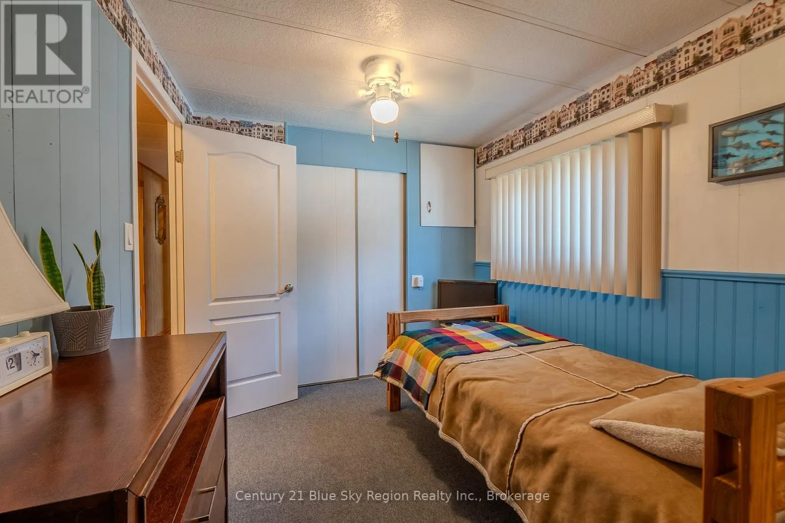 12 - 208 LITTLE DOWN LANE, #12