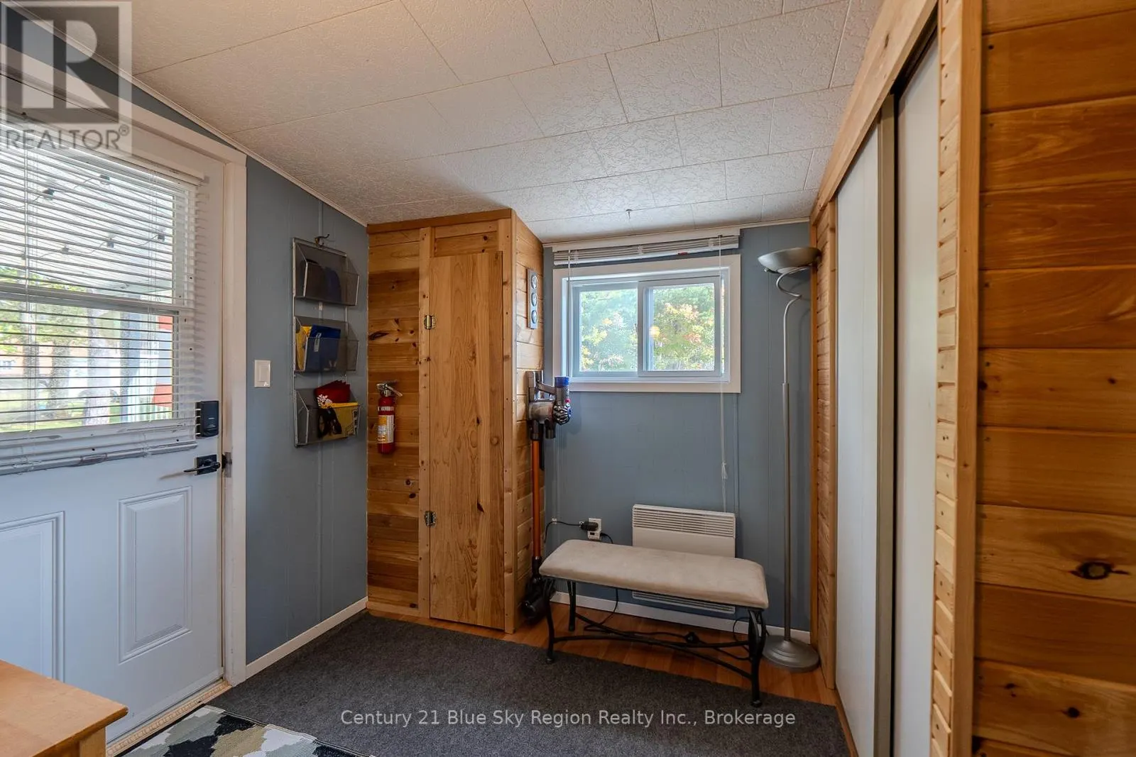 12 - 208 LITTLE DOWN LANE, #12