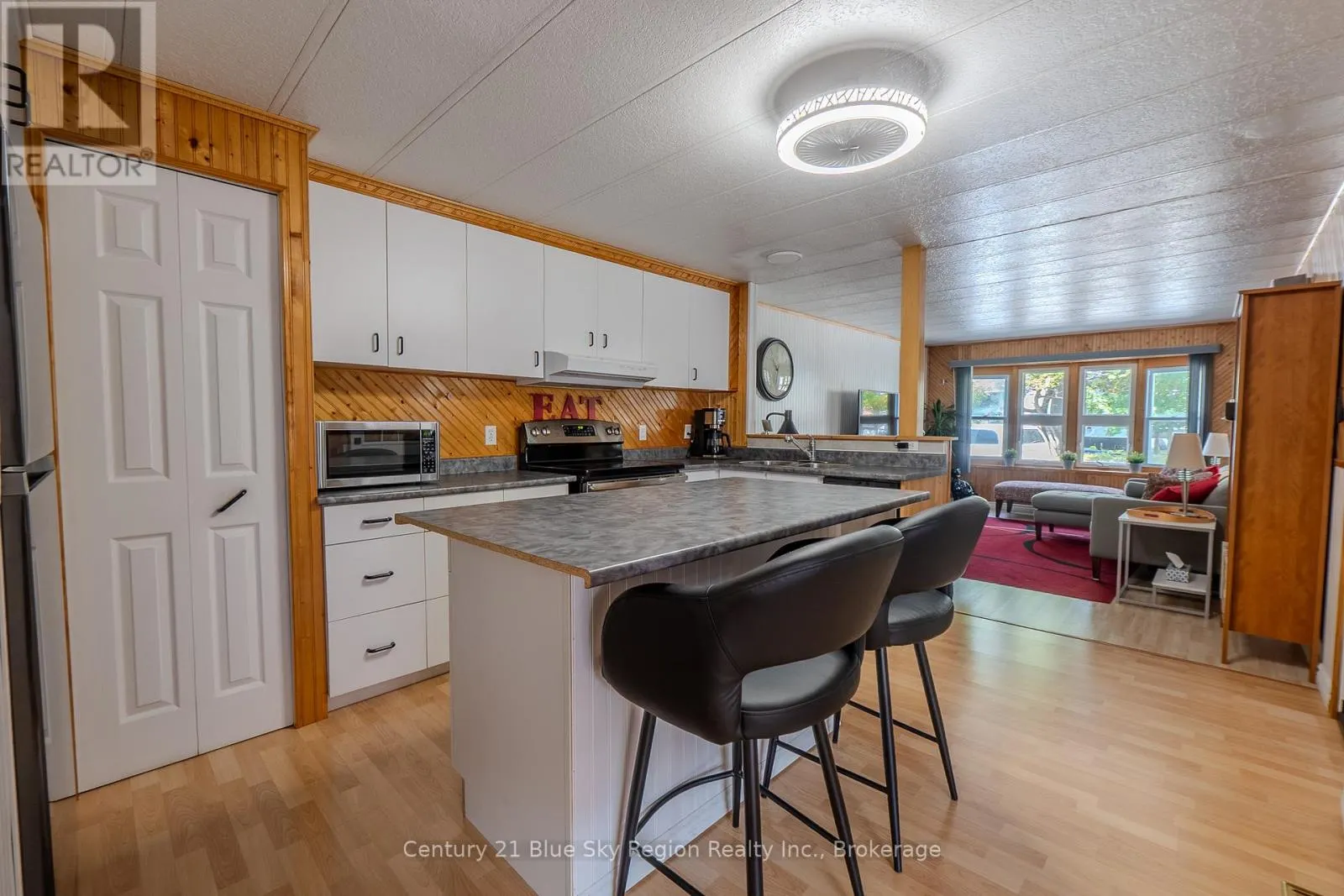 12 - 208 LITTLE DOWN LANE, #12