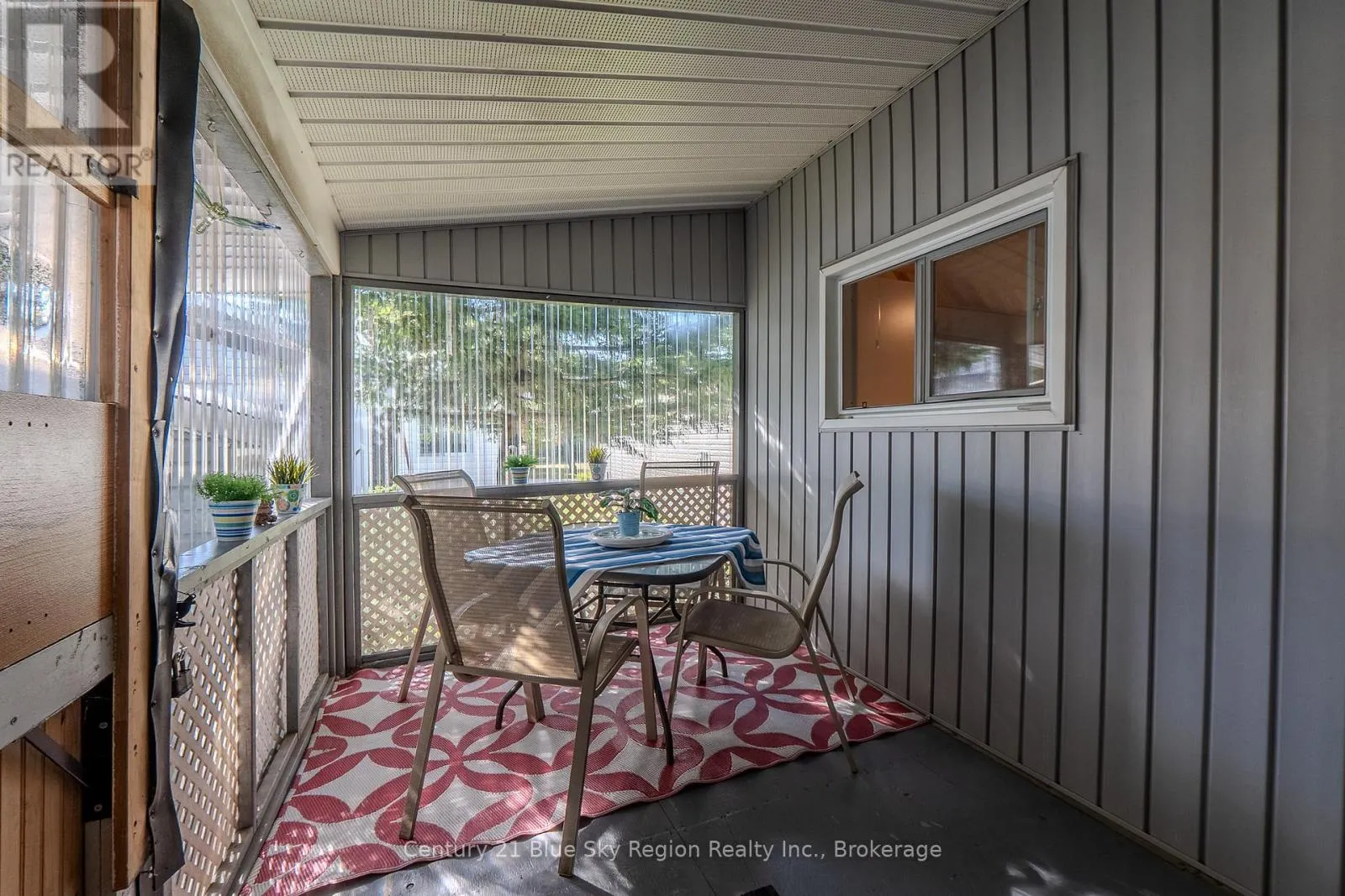 12 - 208 LITTLE DOWN LANE, #12